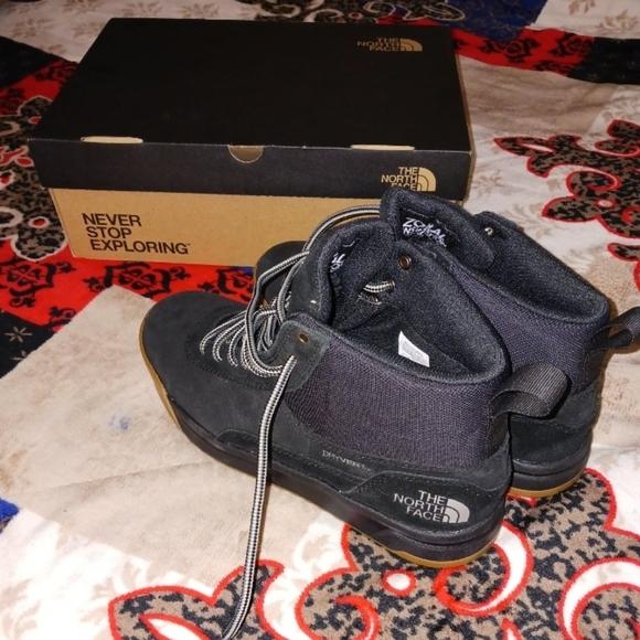⚫️ Northface Larimer Sport CVS Dry-Vent Waterproof Boots size 8 Men/9.5 Women - Picture 6 of 11